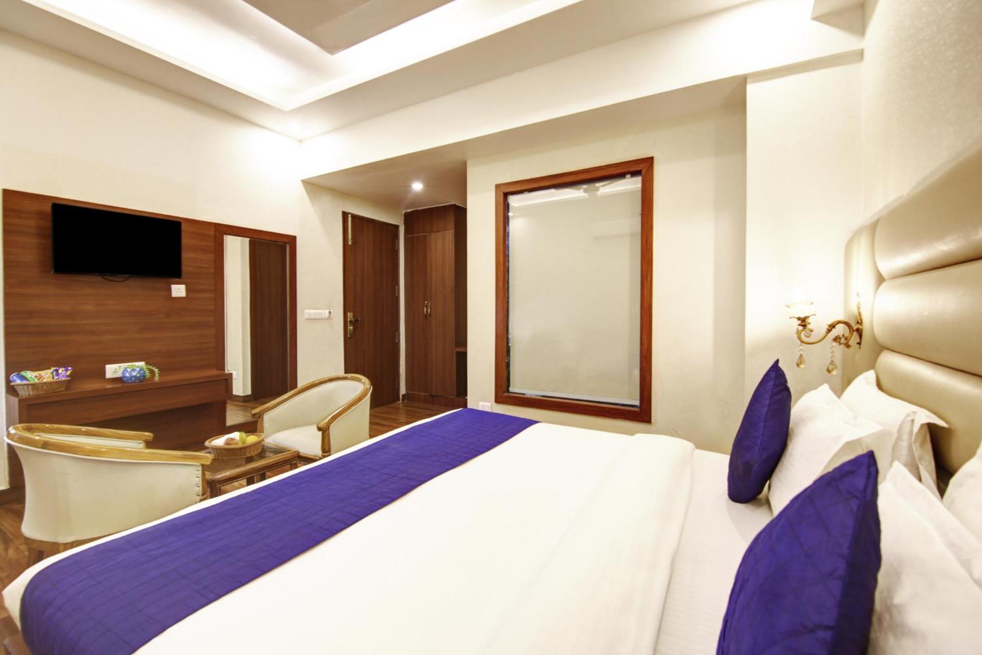 Marks Hotel & Banquet Noida Dış mekan fotoğraf