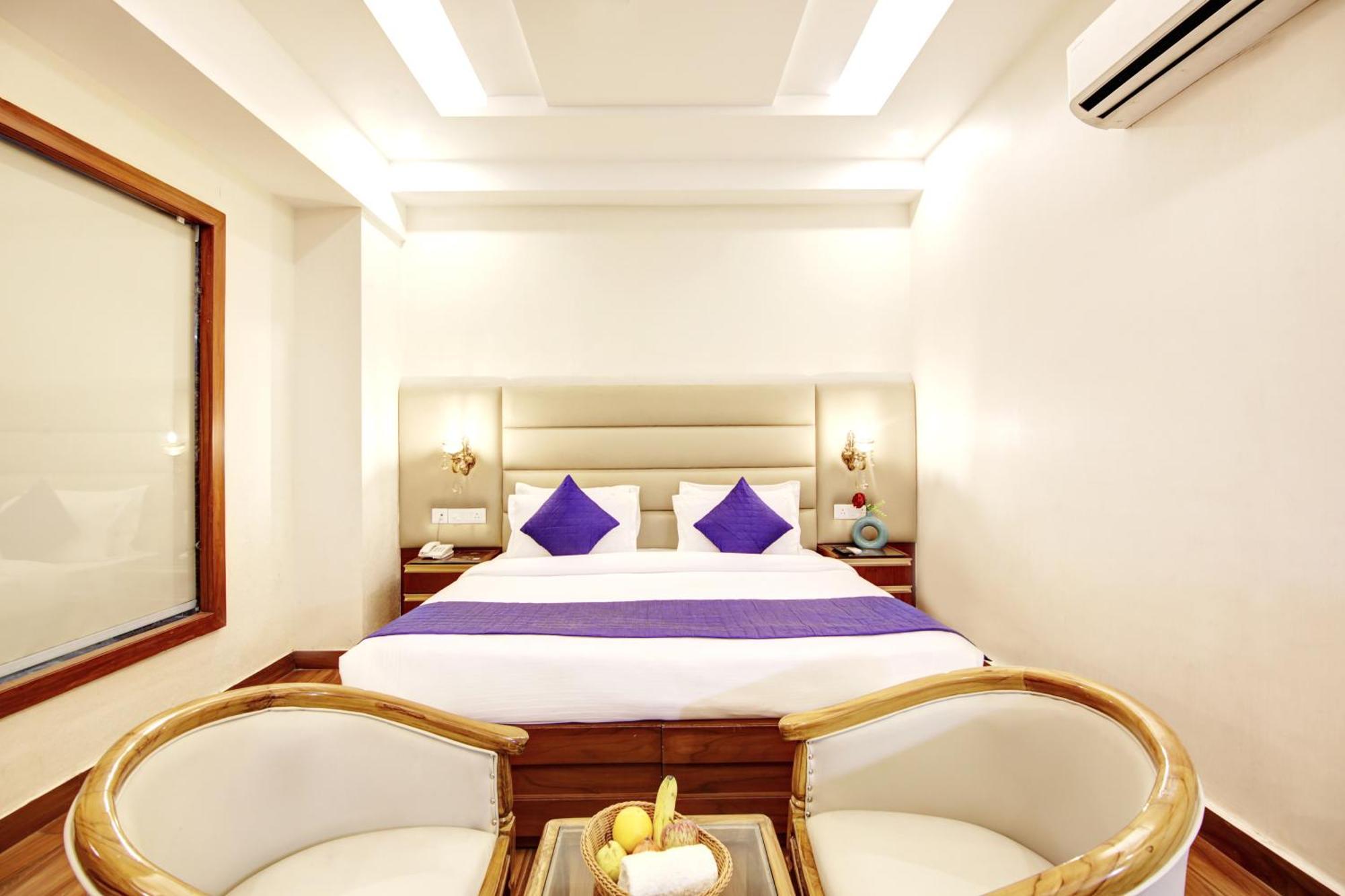 Marks Hotel & Banquet Noida Dış mekan fotoğraf