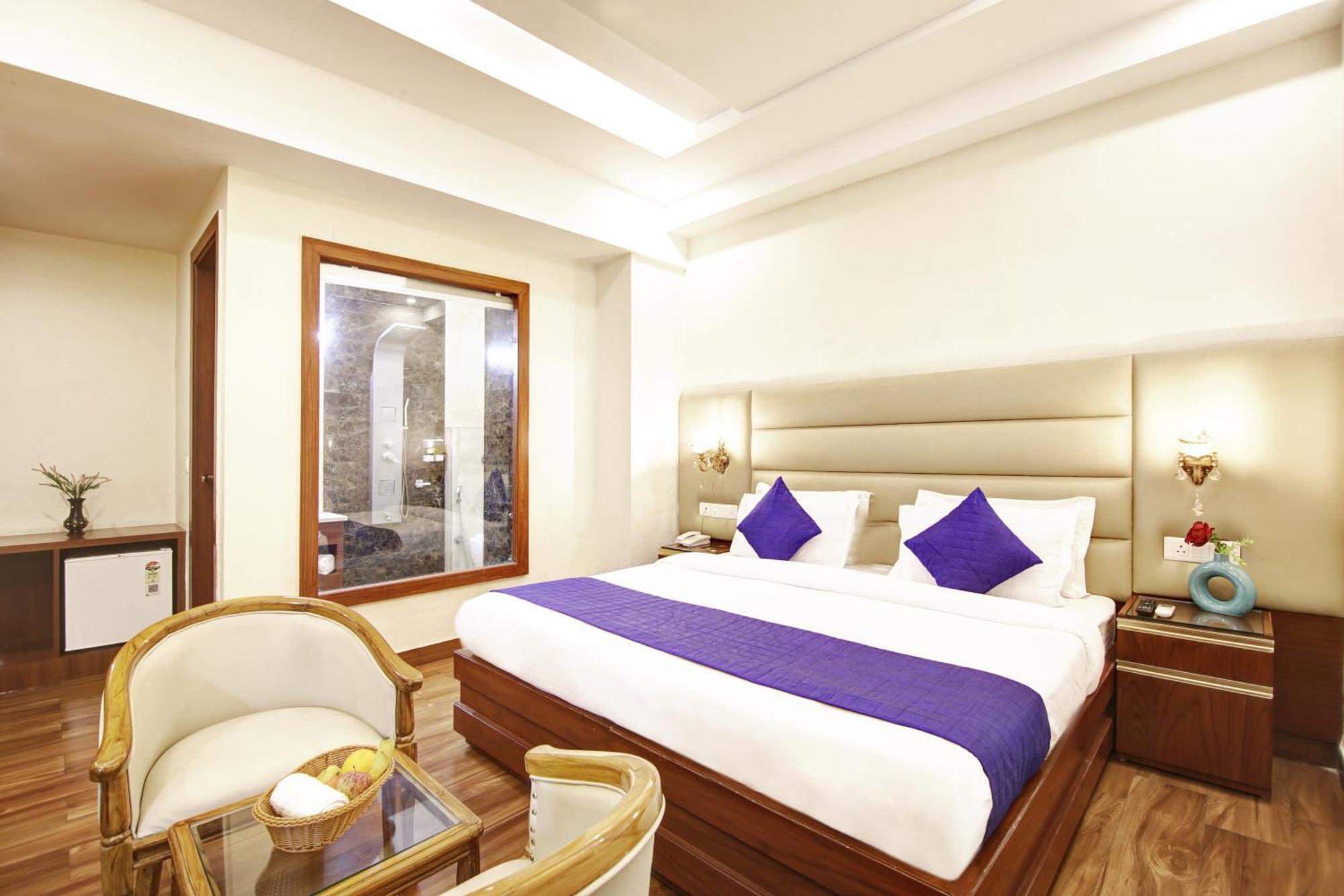 Marks Hotel & Banquet Noida Dış mekan fotoğraf
