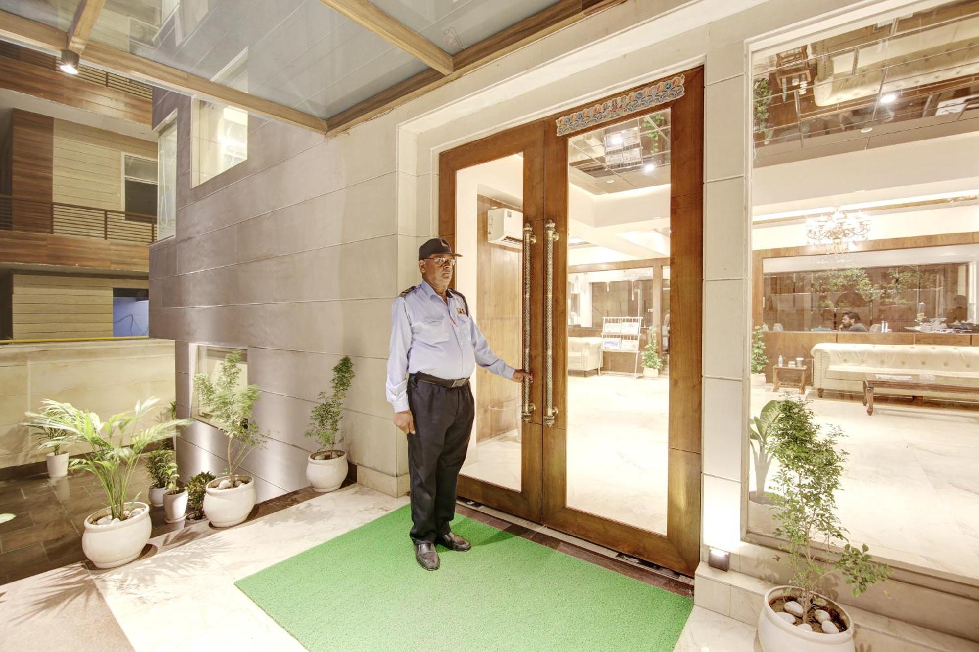 Marks Hotel & Banquet Noida Dış mekan fotoğraf