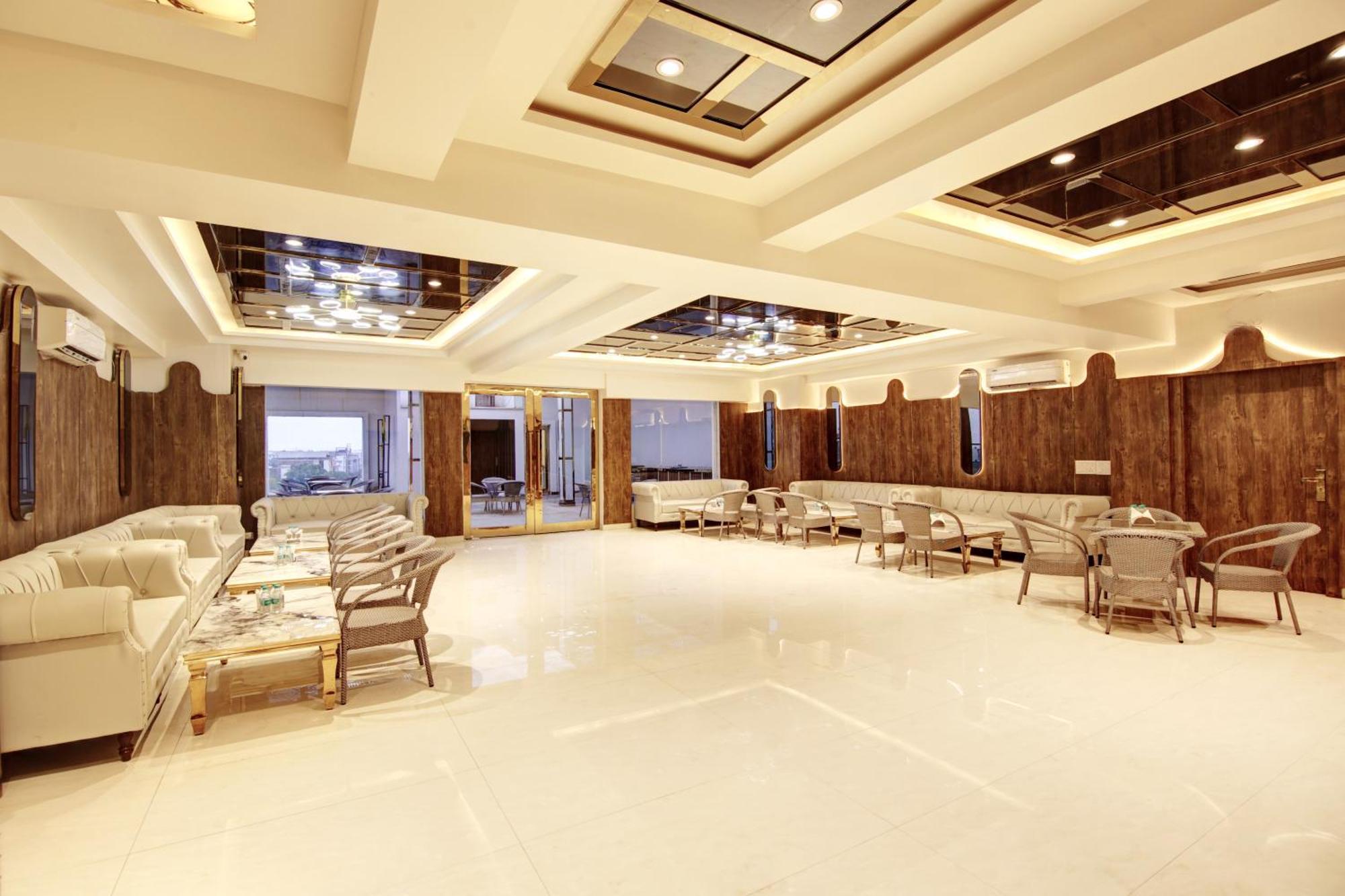 Marks Hotel & Banquet Noida Dış mekan fotoğraf