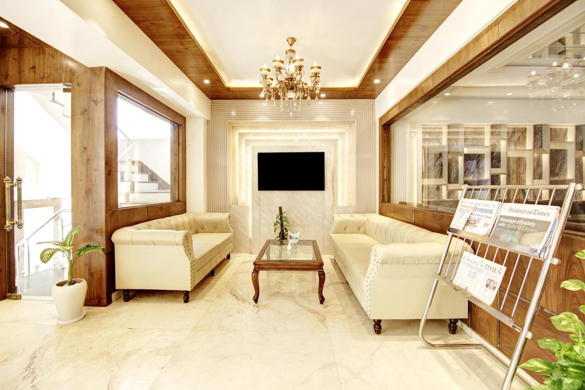 Marks Hotel & Banquet Noida Dış mekan fotoğraf