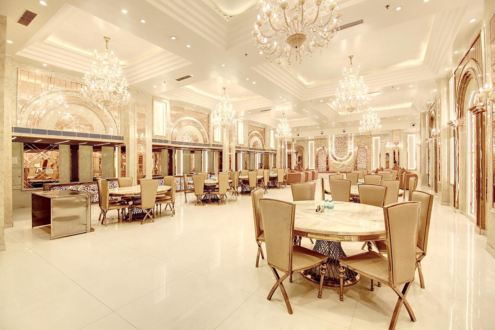 Marks Hotel & Banquet Noida Dış mekan fotoğraf