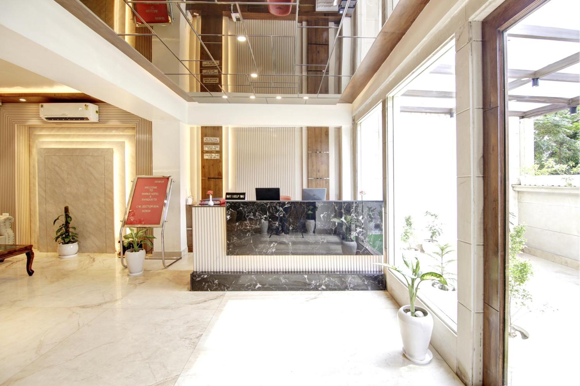Marks Hotel & Banquet Noida Dış mekan fotoğraf